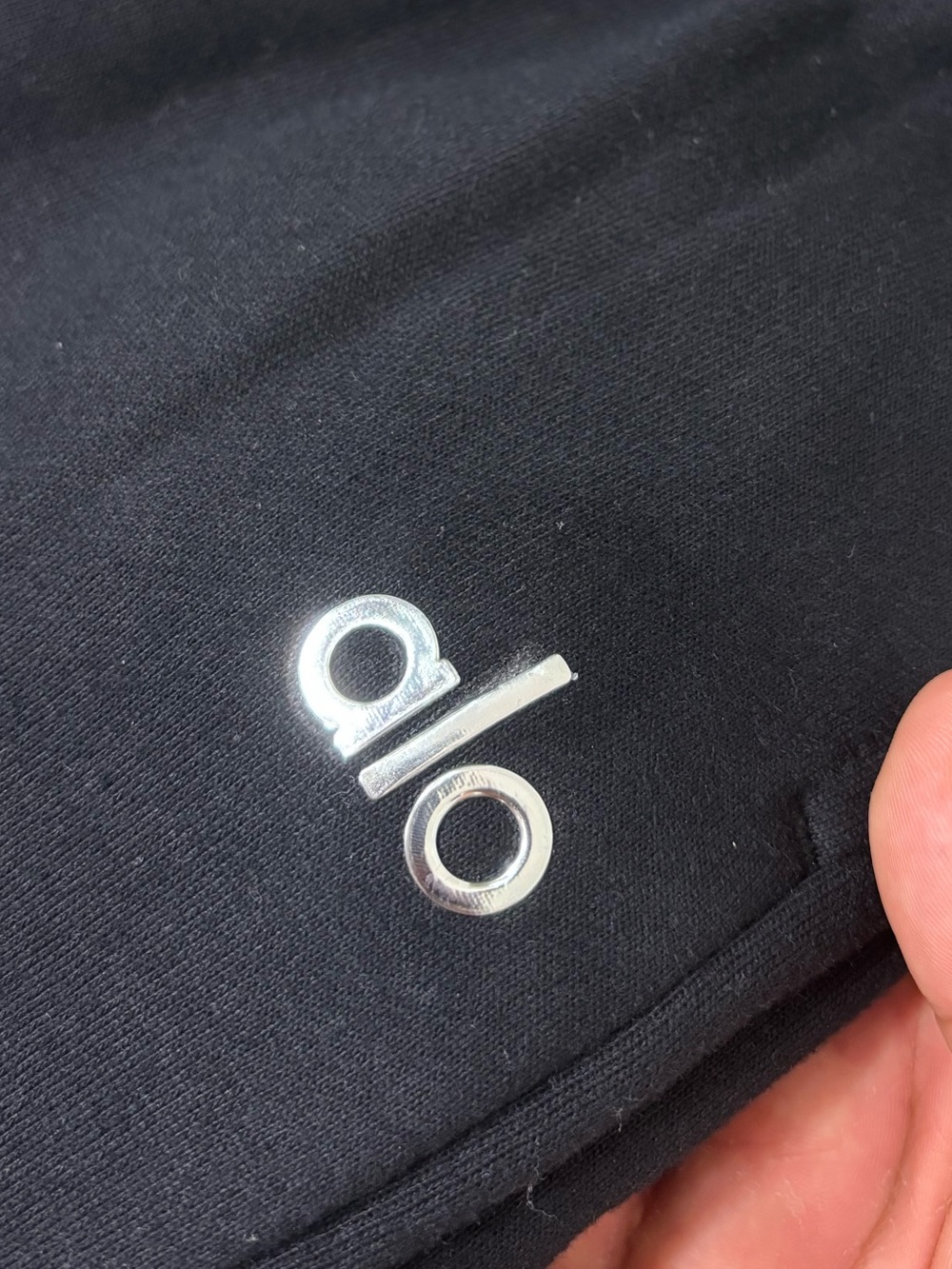 ALO Yoga black accolade straight leg sweatpants - Picture 4 of 4